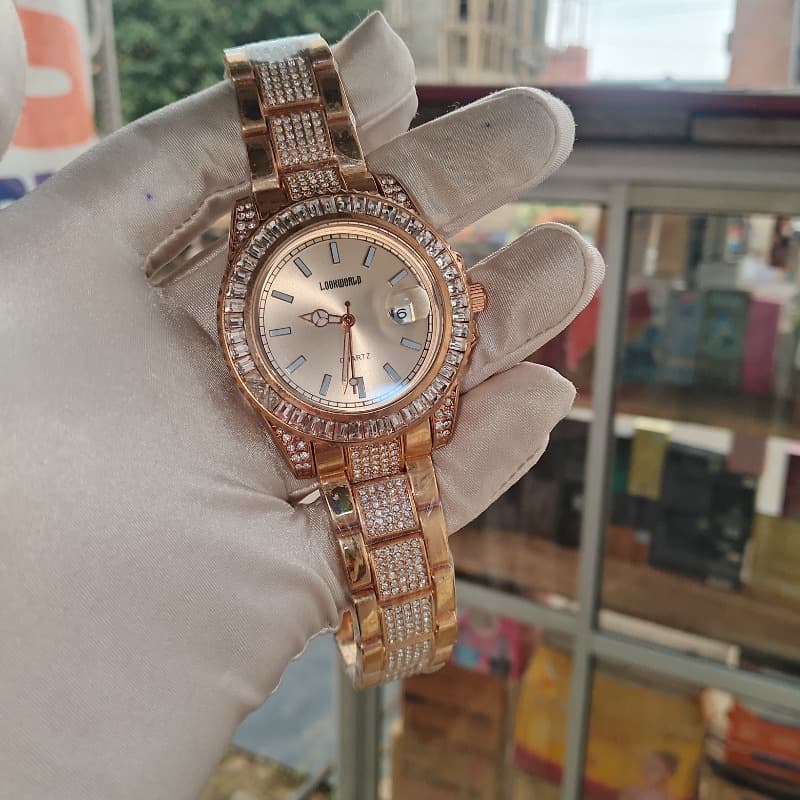 LOOKWORLD ROSEGOLD BOLD WATCH